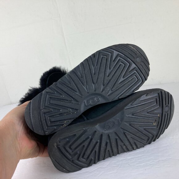 UGG Big Girls Sz 5 Black Suede Shortie Boots Shearling Lined Pull On Winter Fall - Picture 7 of 7